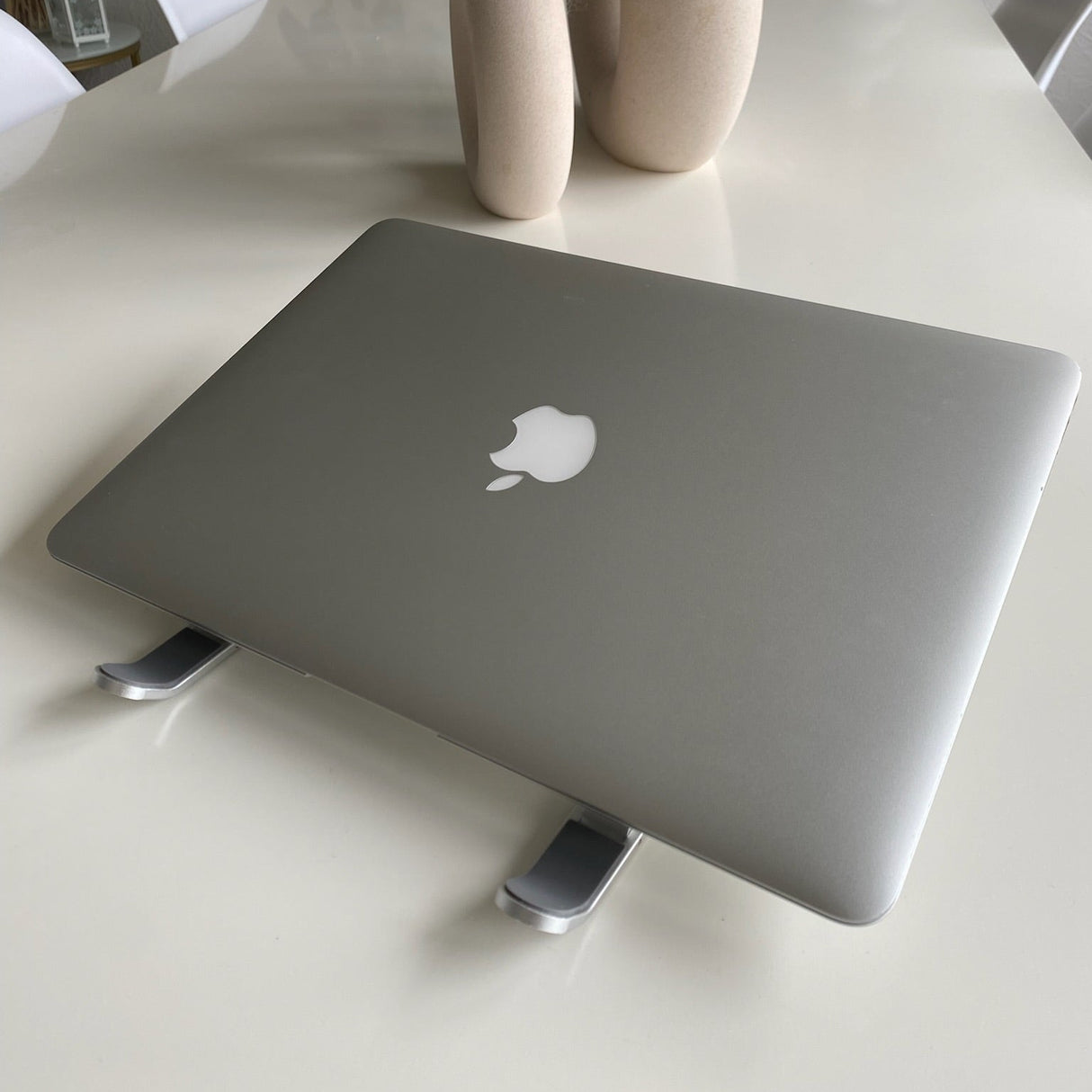 Justerbar multi-vinkel bærbar/mobil/tablet stativ