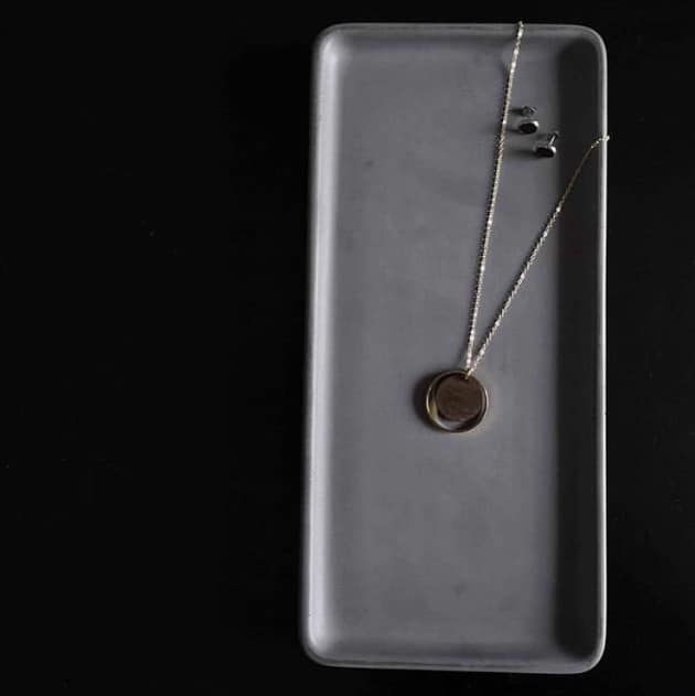 LIKEconcrete KARIN - Bakke i beton small - Grå