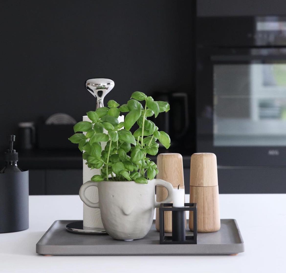 LIKEconcrete KARIN - Bakke i beton x-small - Hvid