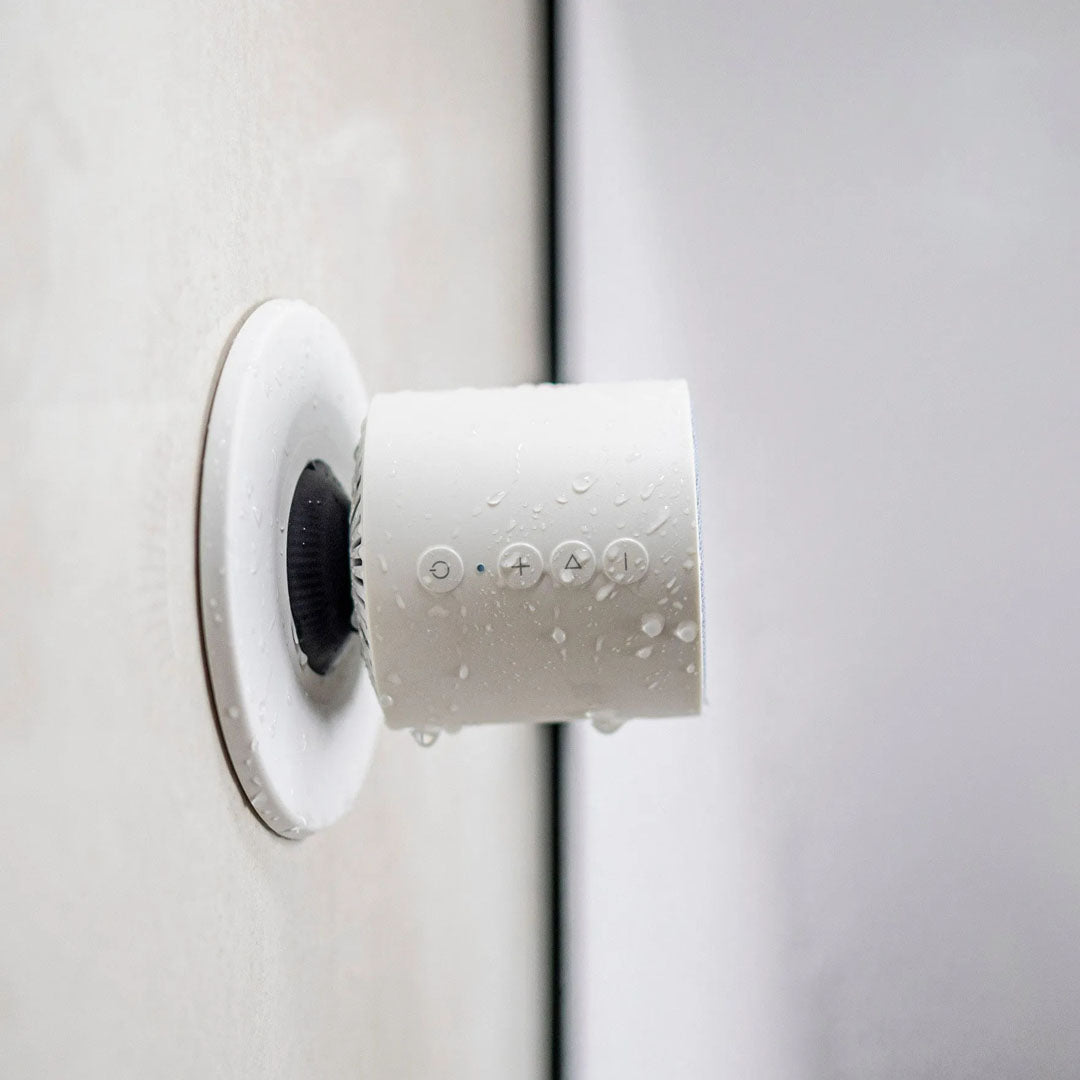 Sharper Image - Vandtæt Badehøjtaler Med Bluetooth Og Magnetisk Montering