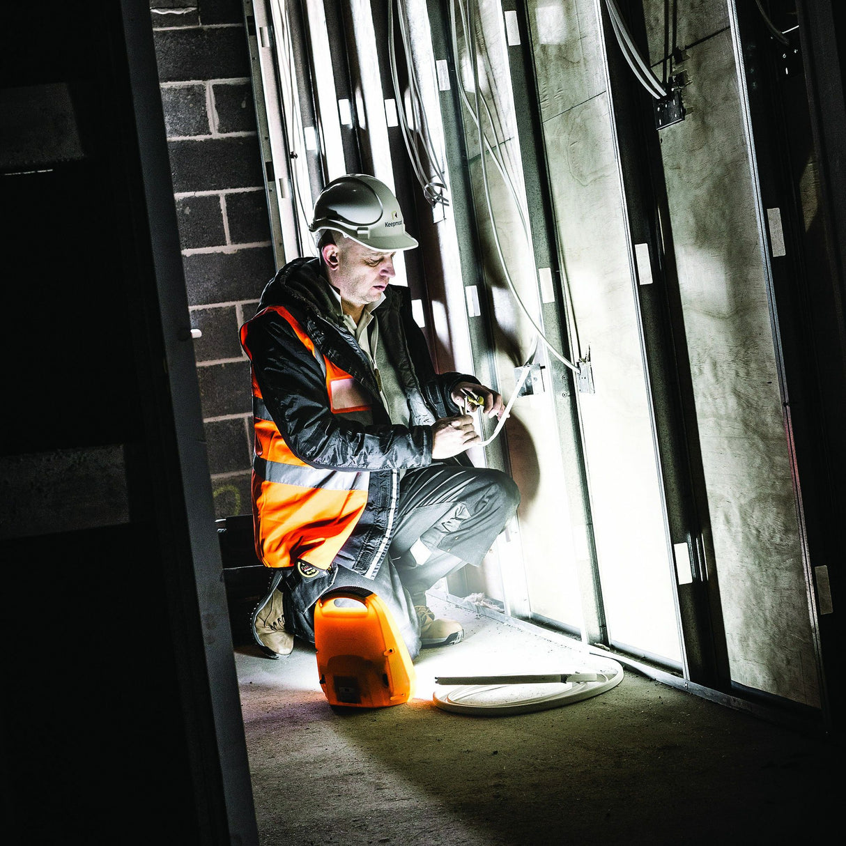 Defender LED Floor light arbejdslys Konkurspriser.dk