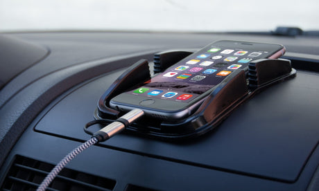 Sinji - Smart opbevaring til bil - Sticky Pad Elektronik Konkurspriser ny