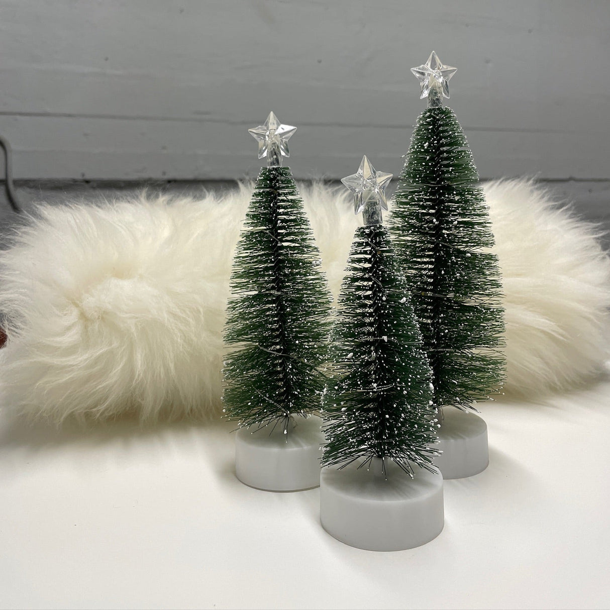 3 stk. Mini Juletræer med Lys - inkl. batterier