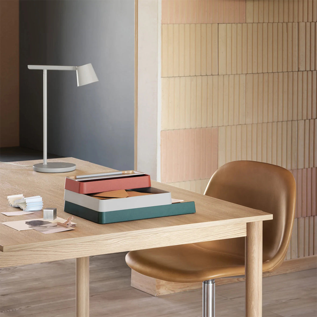 Muuto Arrange Desktop - Stilren Skrivebordsorganisering i Grå - billede 5